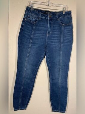 Judy Blue High-Rise Dark Blue Skinny Jeans